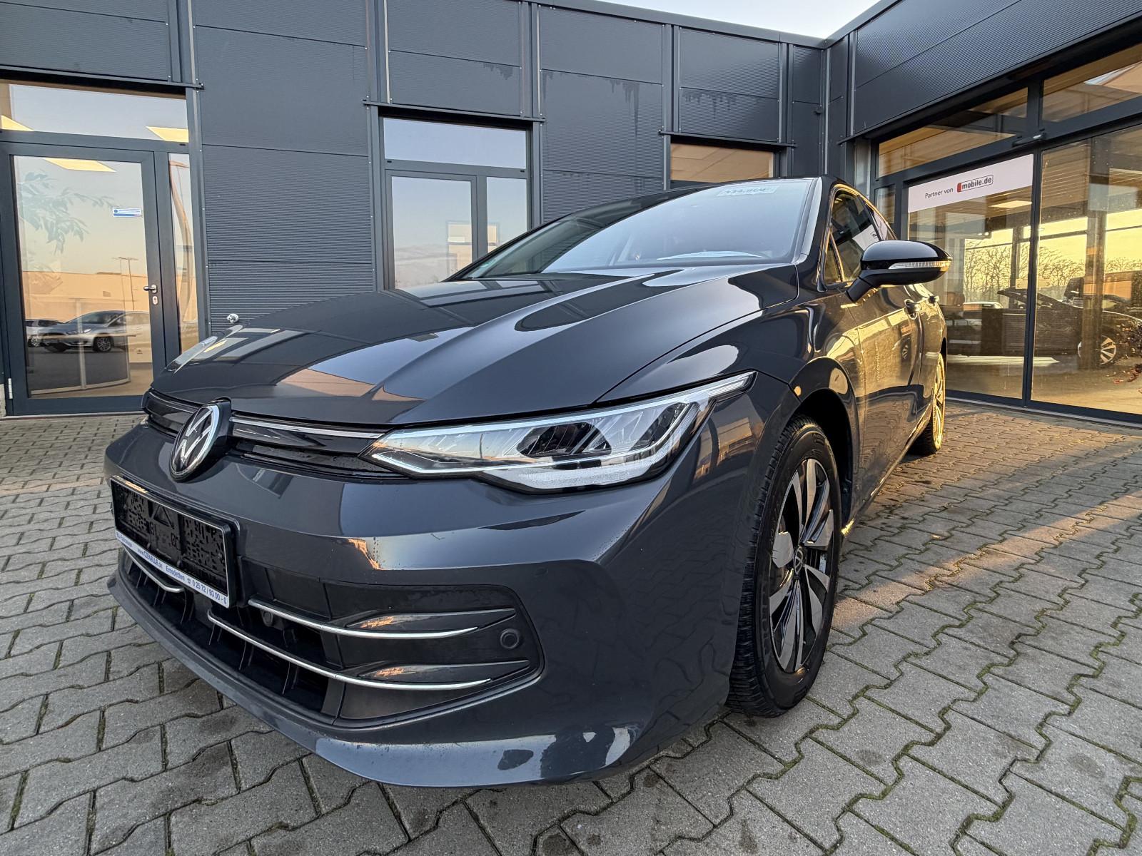 Volkswagen Golf VIII 1.5 eTSI Goal