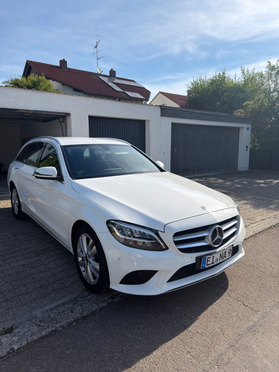 MERCEDES-BENZ C 220 d T Autom. - Avantgarde 