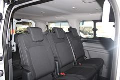 Fahrzeugabbildung Ford Transit Custom E L1 TREND 9-Sitze AHK NAVI uvm