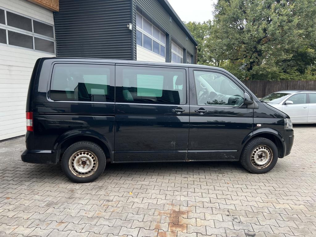 Volkswagen T5 Caravelle