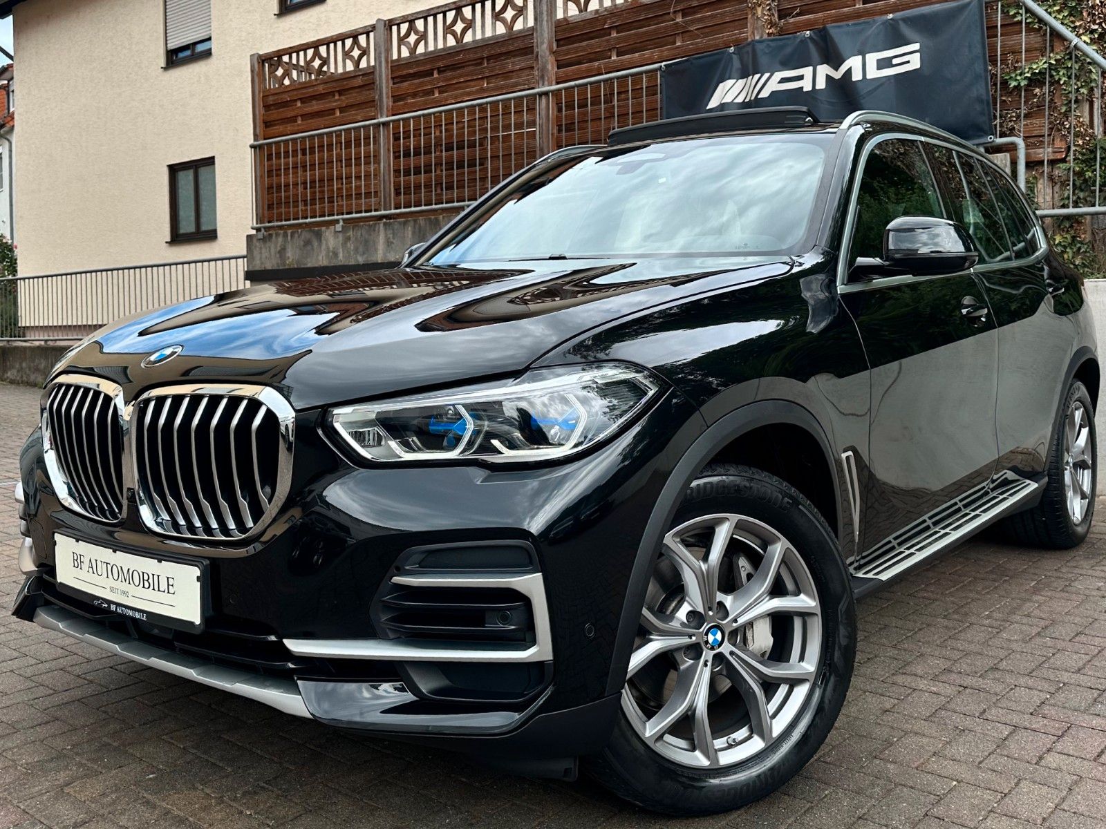 BMW X5 xDr30d PANO*2Achs*Massag*Sitzkl*AHK*xOffroad