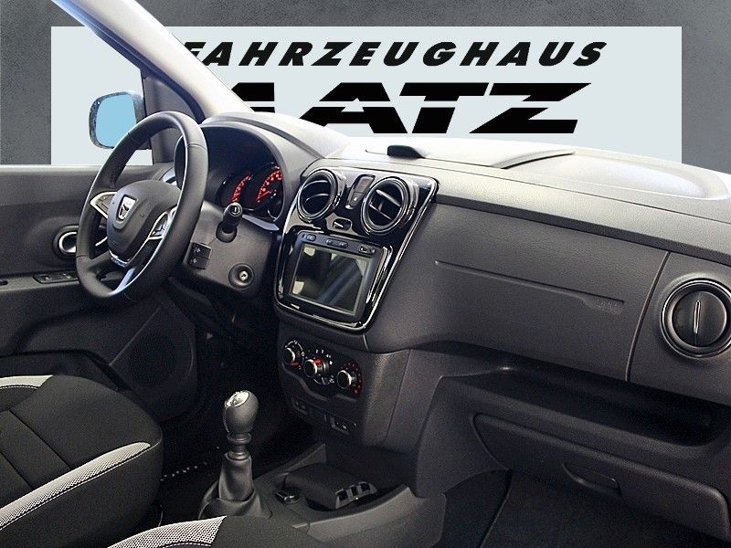 Fahrzeugabbildung Dacia Lodgy Blue dci115 Stepway*7-Sitzer*Navi*Sitzhzg*