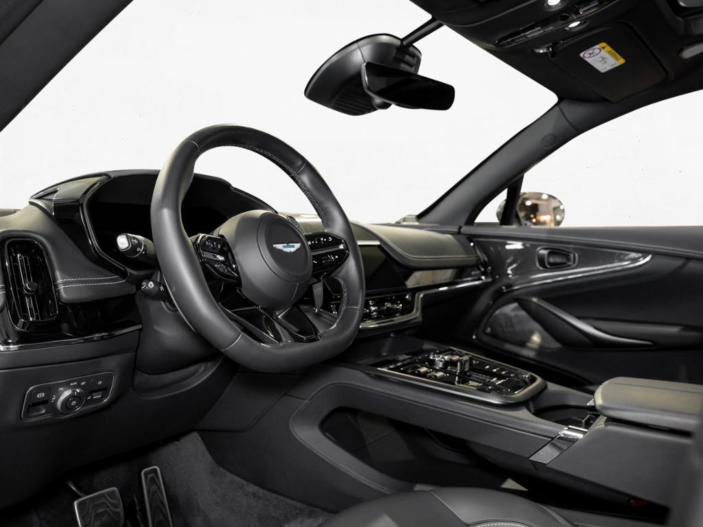 Aston Martin DBX 707 Aston Martin Hamburg