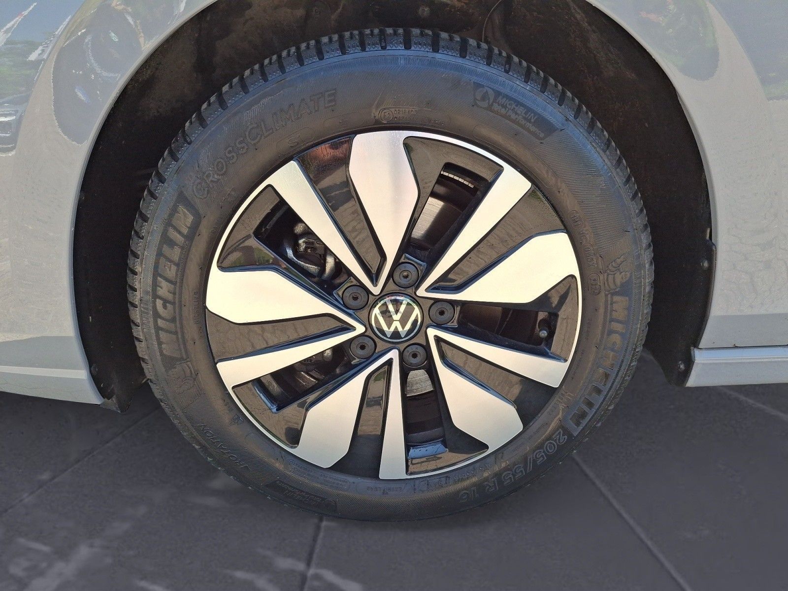Volkswagen Golf - Bild 12
