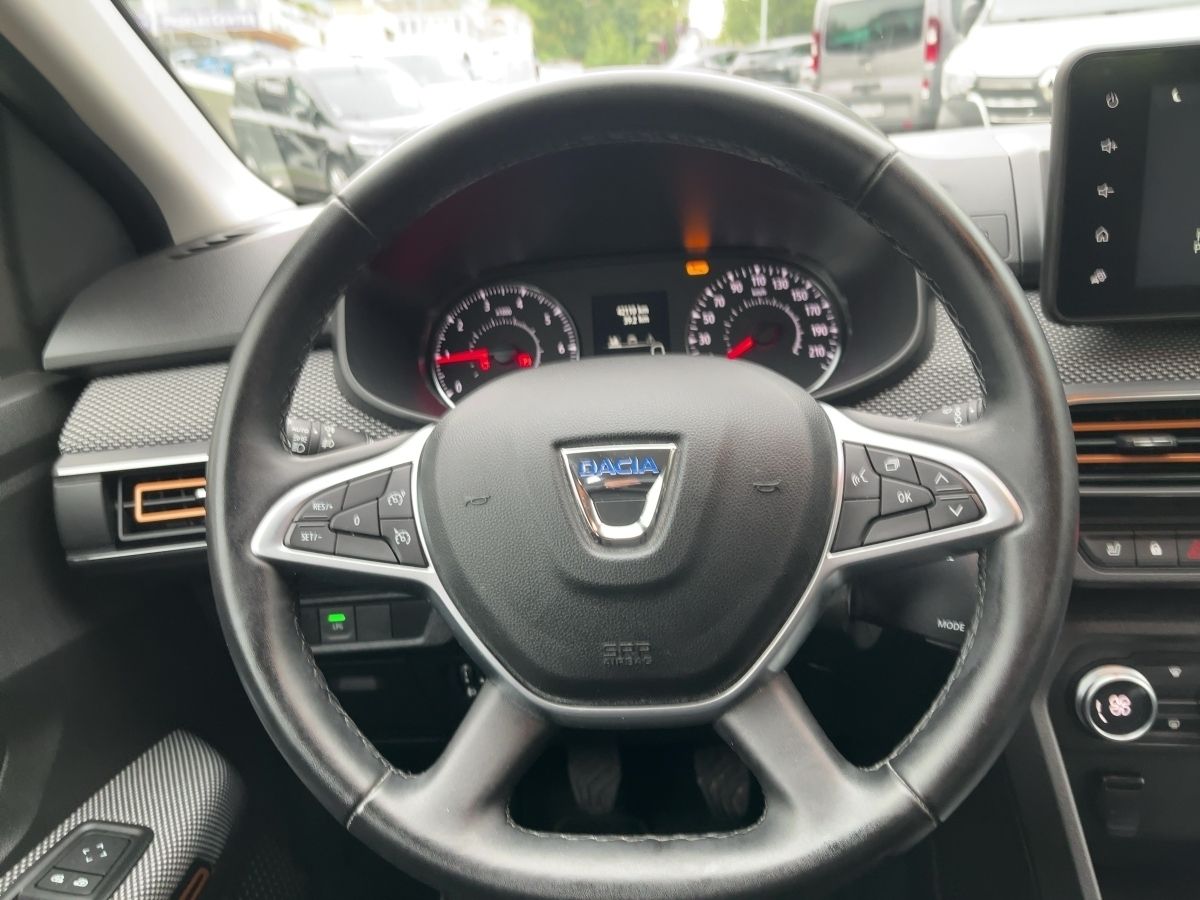 Fahrzeugabbildung Dacia Sandero Stepway Comfort TCe 100 LPG LPG - mit KI generiert/bearbeitet