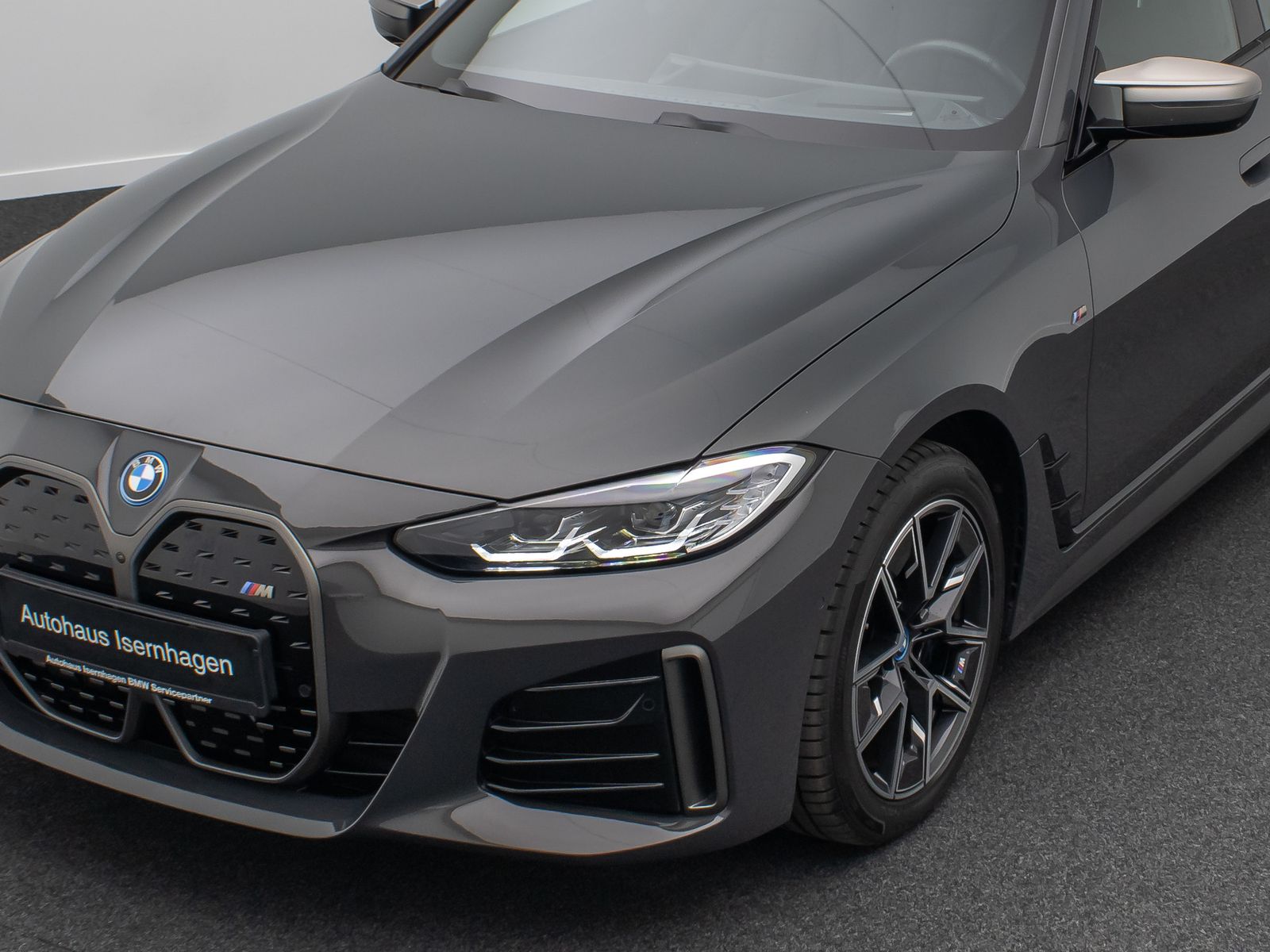 Fahrzeugabbildung BMW i4 M50 360° HUD H/K Lenkrhzg ACC Fernlichtassist