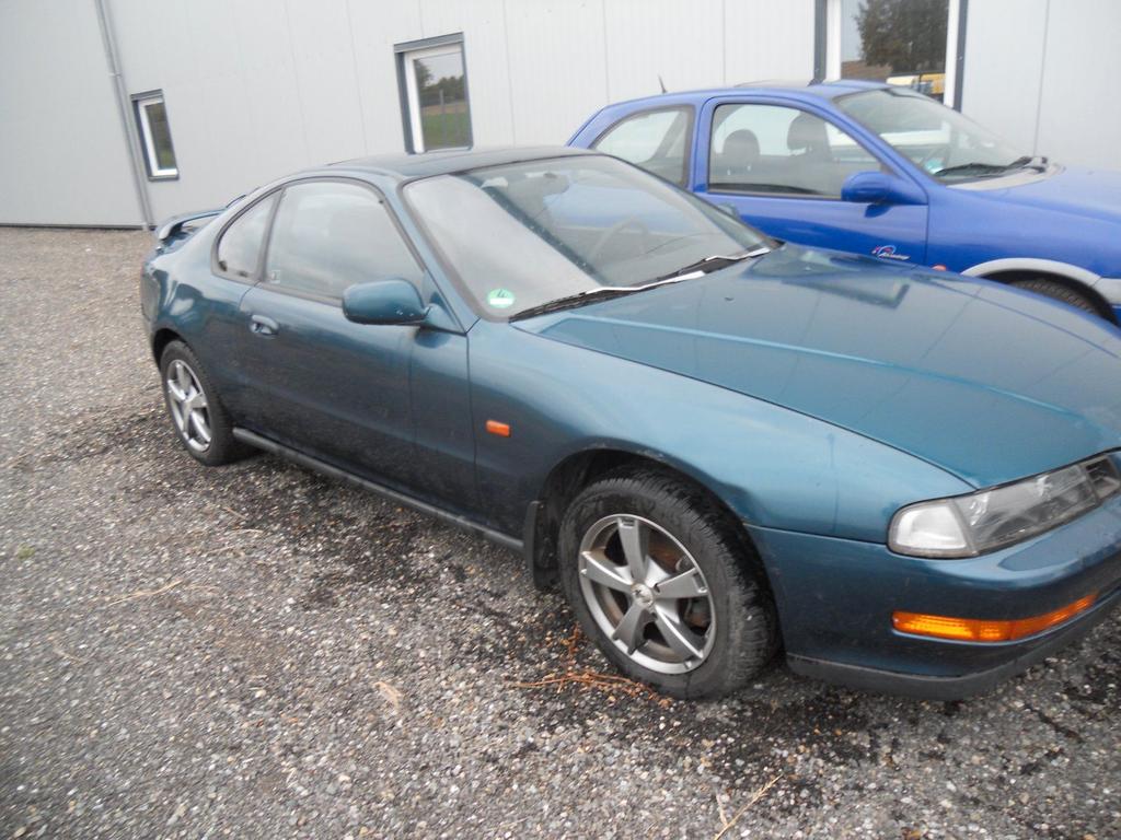 Honda Bassis fuhr Honda Prelude Liebhaber.