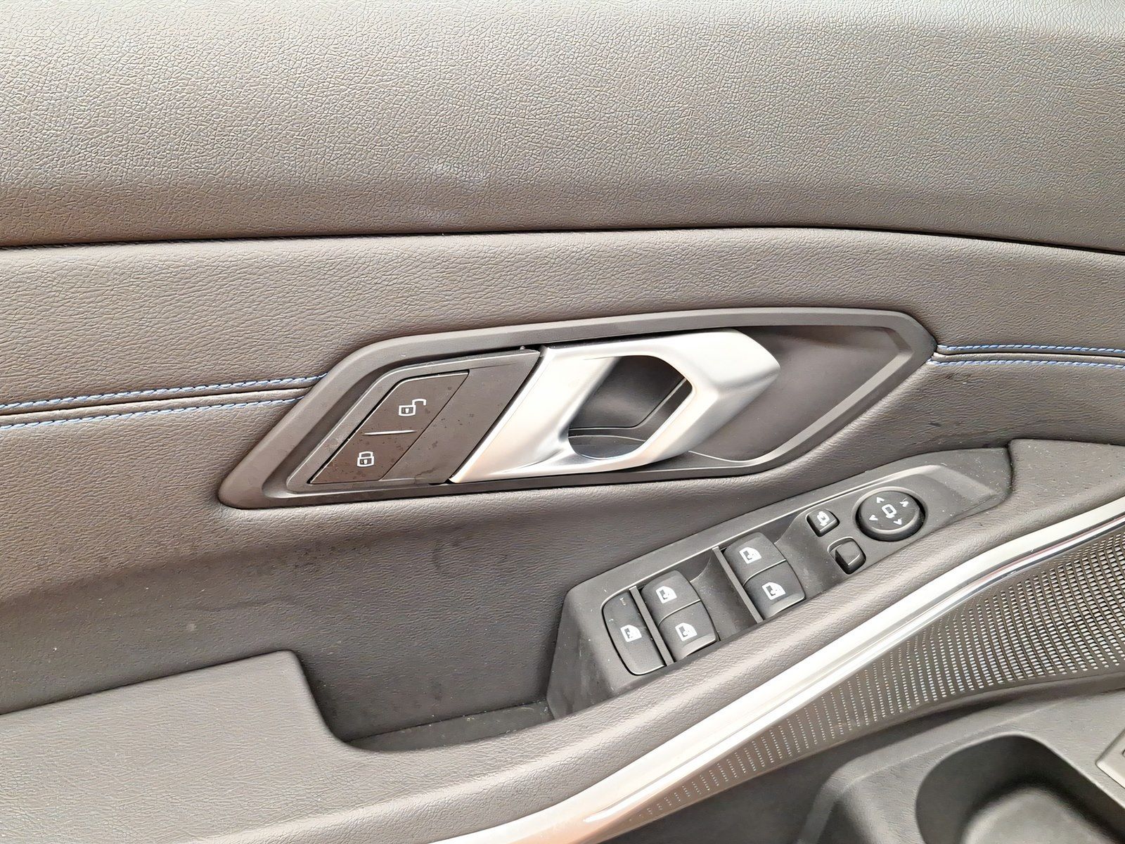 BMW 318 - Bild 16