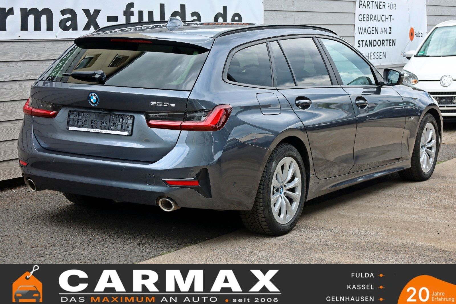 Fahrzeugabbildung BMW 320e Touring Advantage Leder,Navi,LED,Kamera,AHK