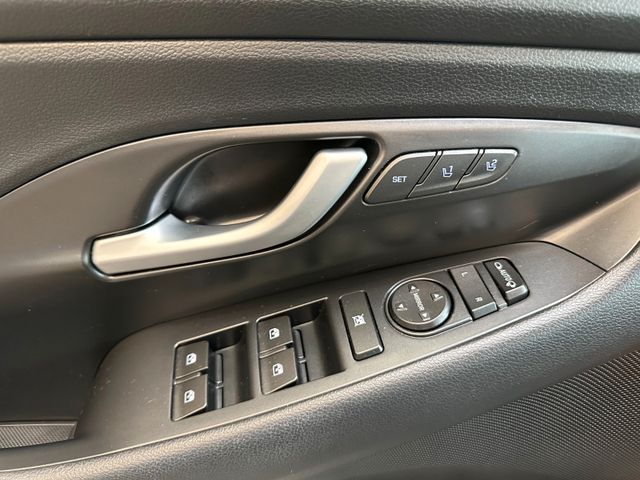 Hyundai i30 Premium *LED*Navi*Spurhalteass*