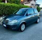 Lancia Ypsilon 1.2 Argento neopatentati ok - Lancia Ypsilon aus 2005