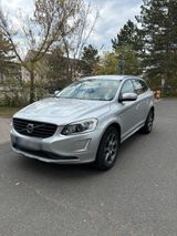 Volvo XC60 - Volvo XC60: Volv