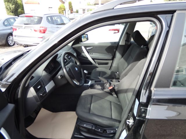 Fahrzeugabbildung BMW X3 2.0d/4x4/2.Hand/SitzH/TopZustand/Alu/