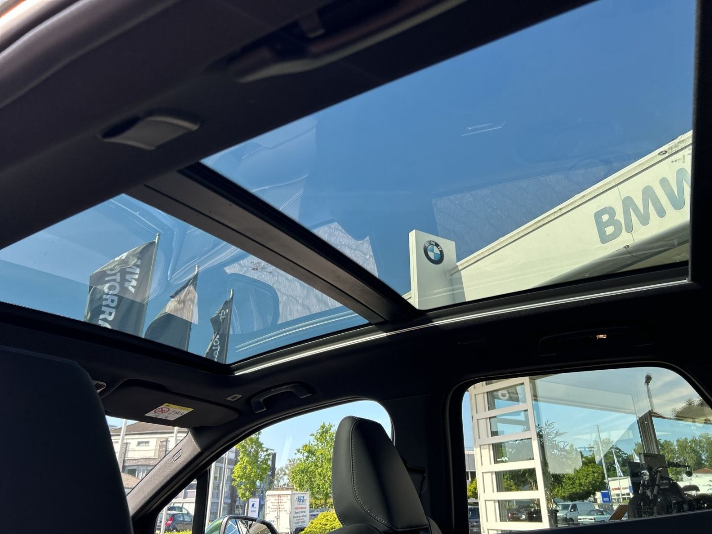 Fahrzeugabbildung BMW 218 i Active Tourer M Sport AHK
