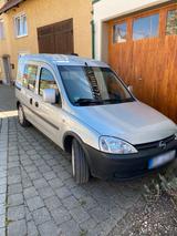 Opel Erdgas und Benzen - gebrauchte Opel Combo aus dem Jahr 2009