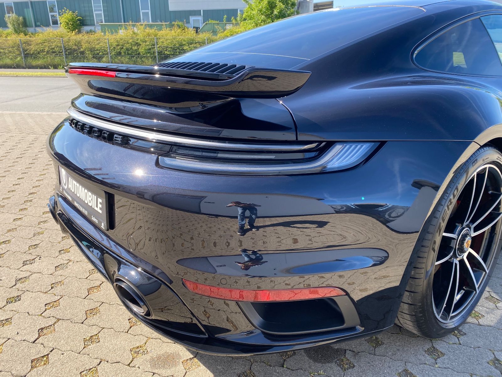 Fahrzeugabbildung Porsche 992 Turbo/Lift/Carbon Dach/Aero-Kit/360°Kamera
