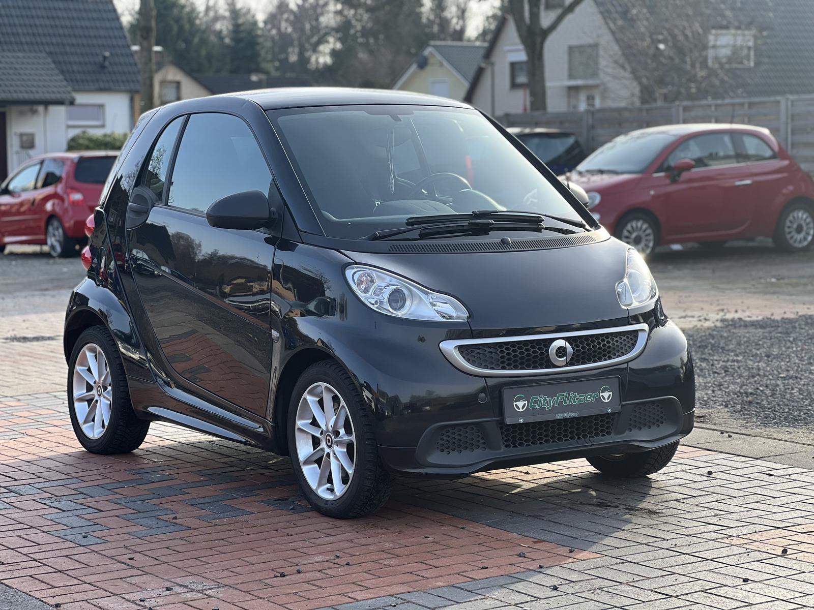 Smart ForTwo Servo*Allwetter*Shz*CarPlay*TÜV&Service*