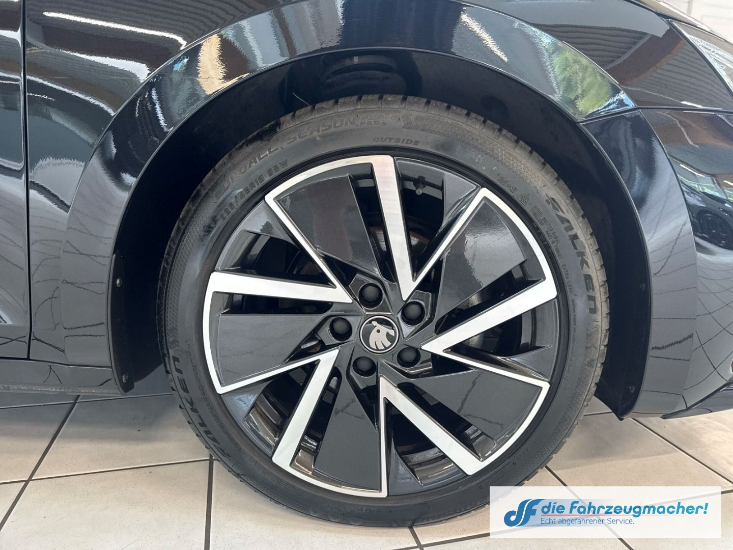 Fahrzeugabbildung SKODA Octavia Combi 2.0 TDI 110 kW Sportline Sportpake