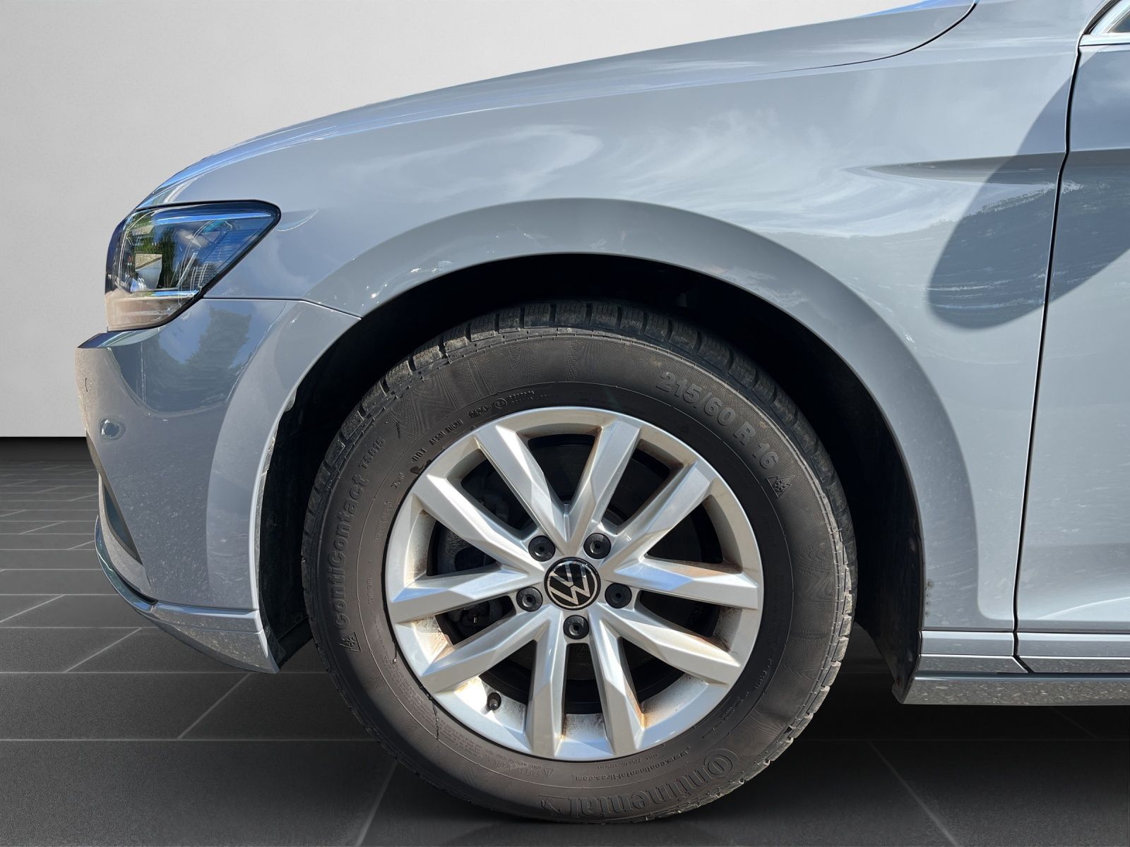 Volkswagen Passat Variant - Bild 8