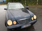 Mercedes-Benz Mercedes w210 E220cdi - mit Diesel-Antrieb: Kombi, W210