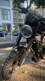 Husqvarna Svartpilen 125 | 1. Hand | Akrapovič | - HUSQVARNA 125