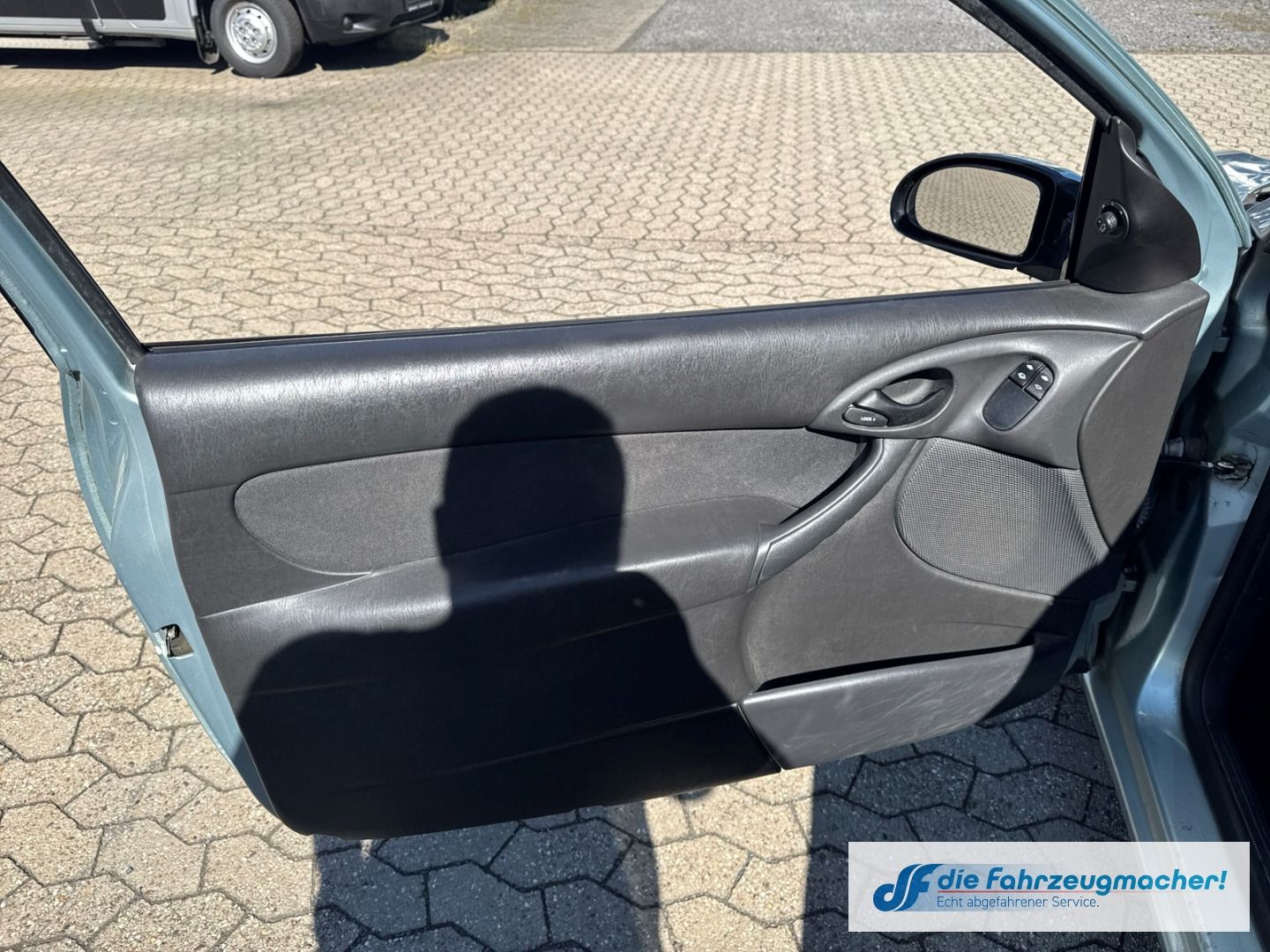 Fahrzeugabbildung Ford Focus Finesse Klima Beheizb. Frontsch. *EXPORT