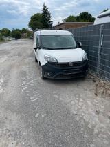 Fiat Doblo mit Klima Kühlung Medizinisch 1... - Fiat Doblo in Braunschweig