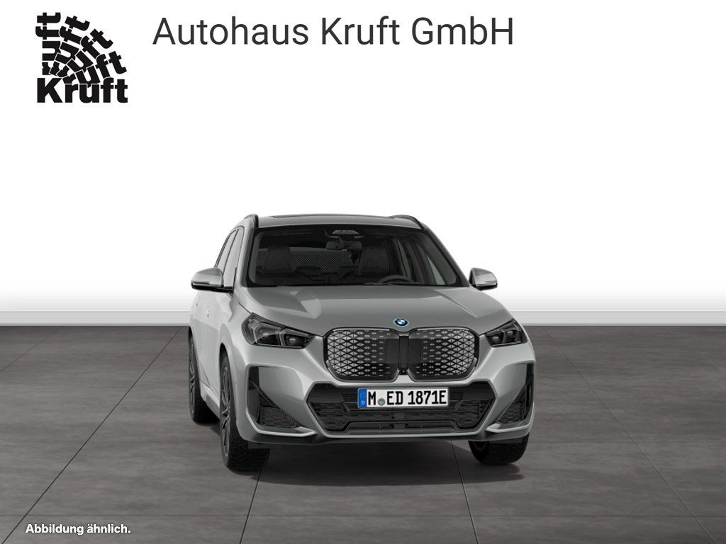 BMW iX1 - Bild 11