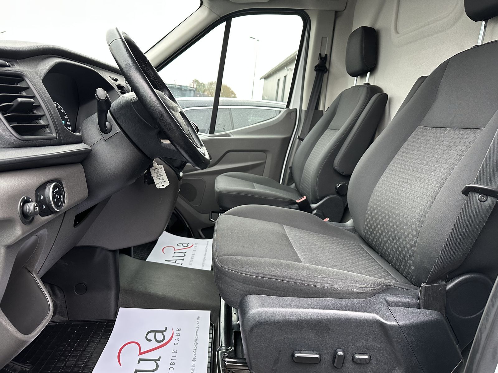 Fahrzeugabbildung Ford Transit Custom 330 L3H2 2.0 TDCi KAMERA+SHZ+AHK+