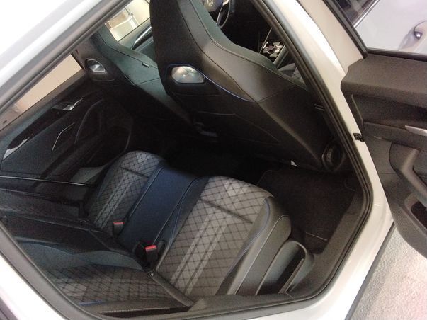 Volkswagen Tiguan - Bild 9