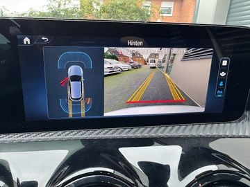 Bild 13 Mercedes-Benz A 200 Progressive Automatik MBUX Kamera Navi SHZ