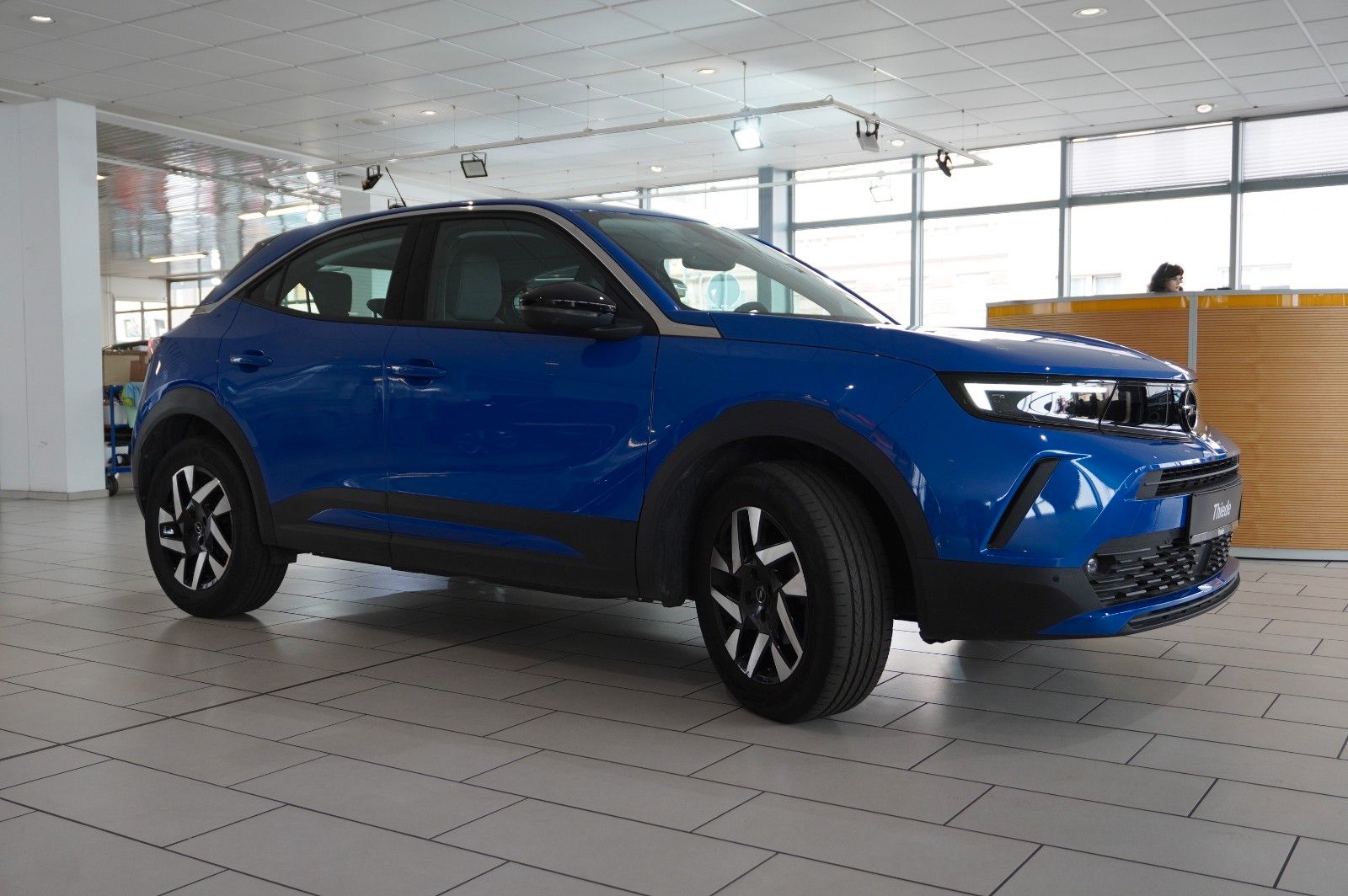 Fahrzeugabbildung Opel Mokka ELEGANCE 1.2T NAVI/LED/KAMERA/SPORT/SH/DAB