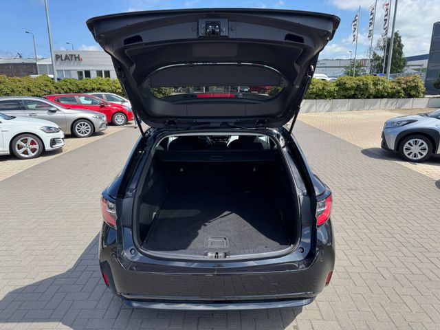 Toyota Corolla  Touring Sports Hybrid Team D