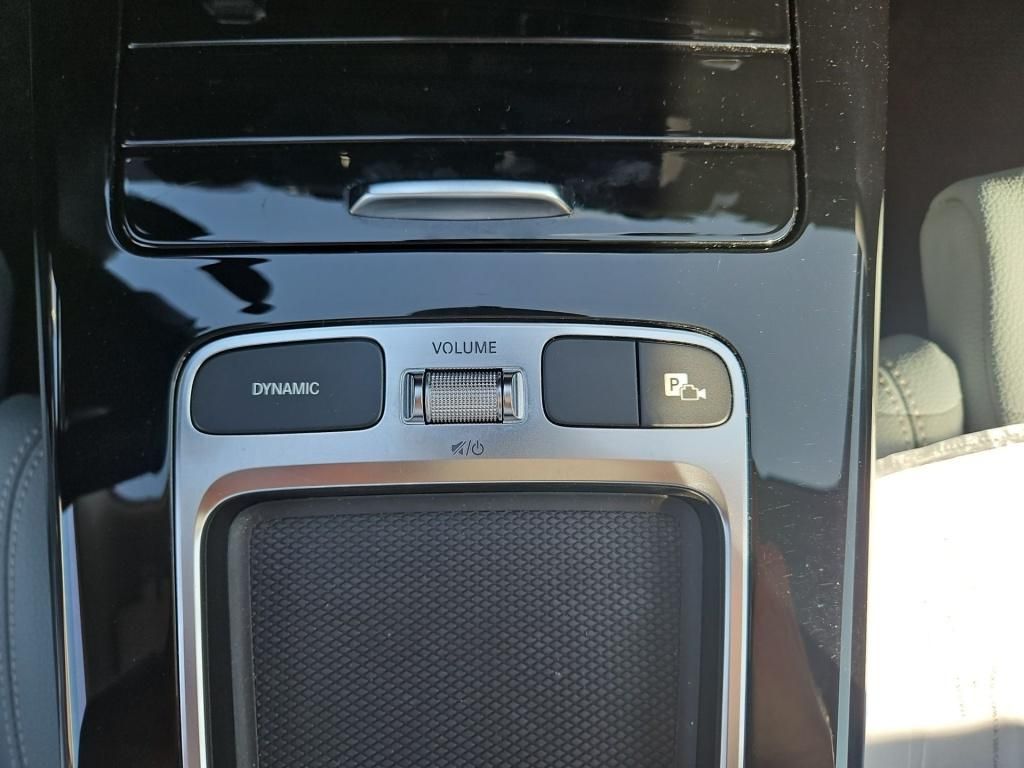 Fahrzeugabbildung Mercedes-Benz CLA 180 Coupé Progressive ACC Totw. Memo KeyLess