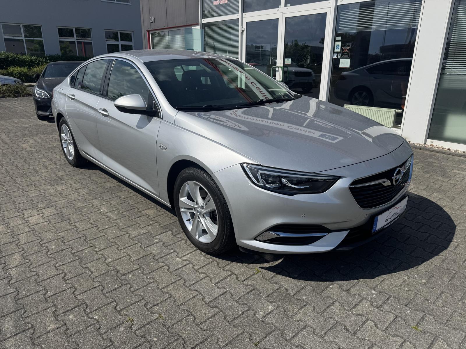 Opel Insignia B Grand Sport 1.5T Innovation Navi LED 