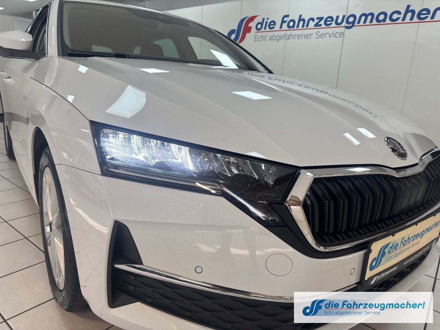 Fahrzeugabbildung SKODA Octavia Combi 1.5 TSI mHEV 85 kW Selection Navi