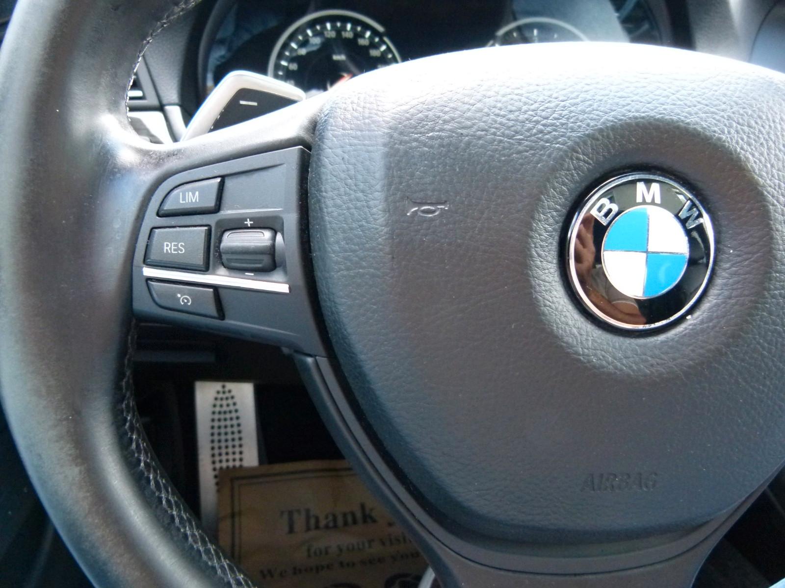 BMW 530d Automatik*M-Paket*HeadUp*Leder*Navi*Xenon*