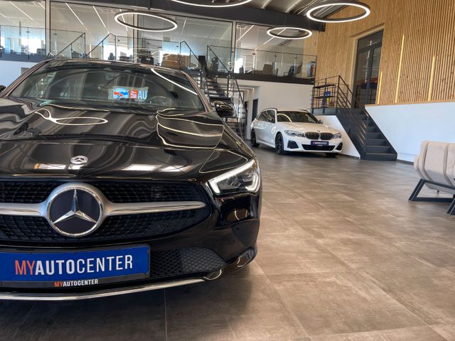 Mercedes-Benz CLA 180 *NAVI*LANE-ASSIST*KAMERA*NAVI*PDC*SZHZ*