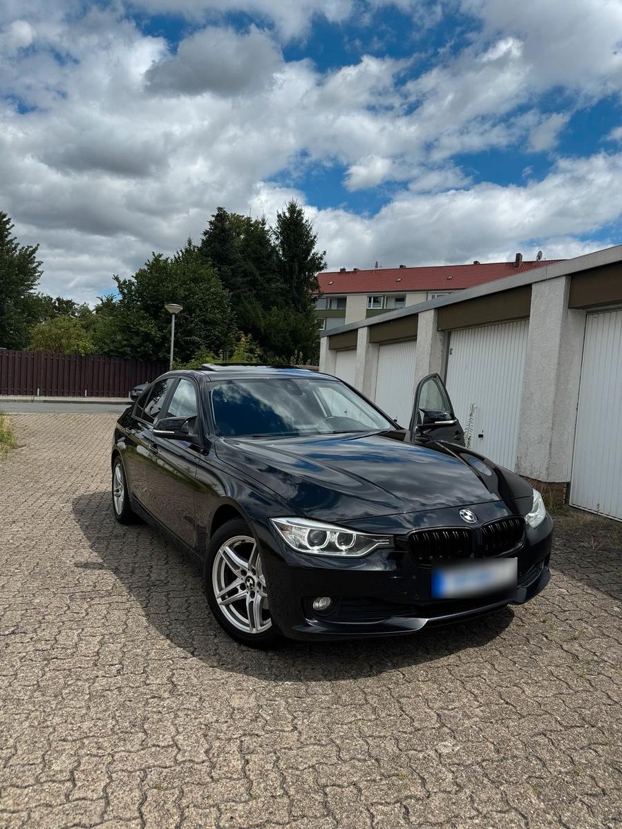 BMW 320