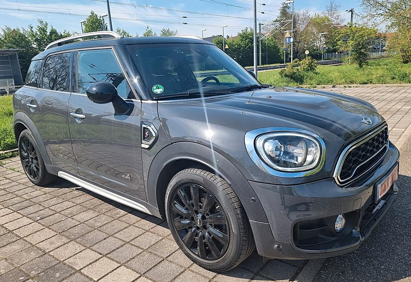 MINI COOPER Countryman SD All4 Leder Pano LED AHK