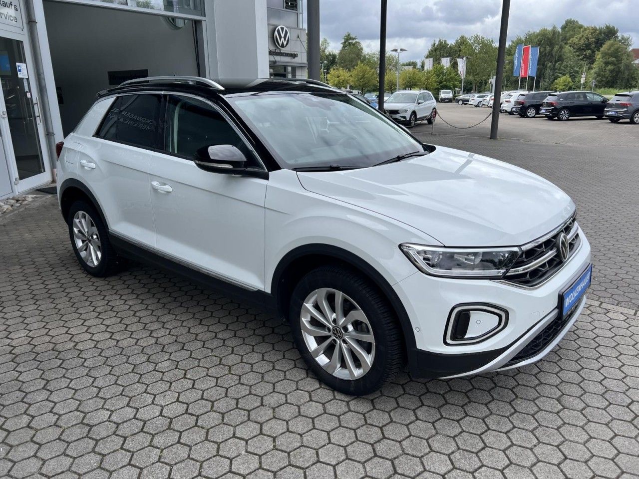 Volkswagen T-Roc - Bild 2