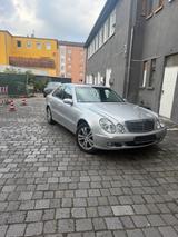 Mercedes-Benz Mercedes E320 w211 - Mercedes-Benz E 320 Gebrauchtwagen in Mannheim