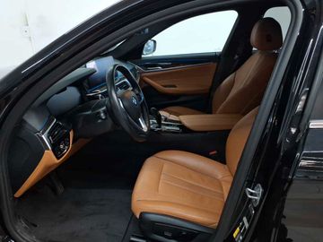 BMW 520 - 7