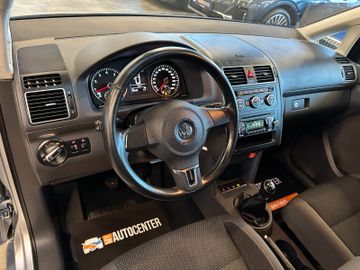 MYAUTOCENTER – Gebraucht- und Jahreswagen mit Werkstattservice in Pfaffenhofen Volkswagen Touran Comfortline BMT *1.HAND*AHK*TEMPO*KLIMA*