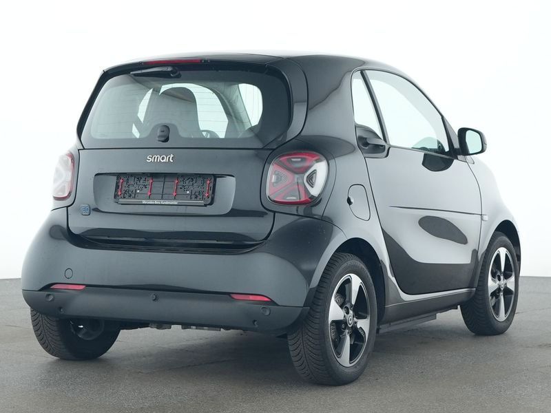 Smart fortwo EQ passion LED Kamera Pano JBL Sound imagem 3