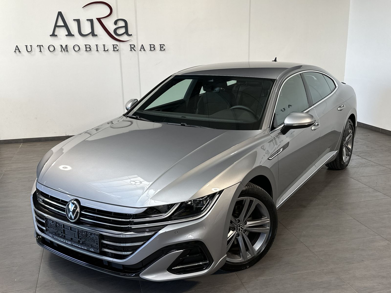 Fahrzeugabbildung Volkswagen Arteon 2.0 TDI DSG R-Line NAV+LED+ACC+V-COCKPIT