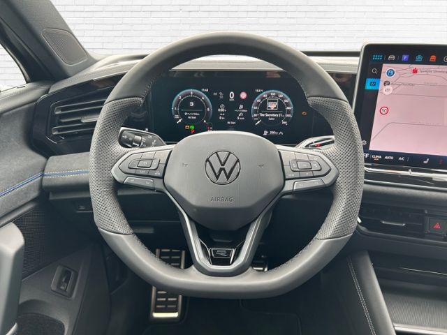 Fahrzeugabbildung Volkswagen Tiguan R-Line 2.0 TDI SCR 4MOTION 193 PS DSG AHK