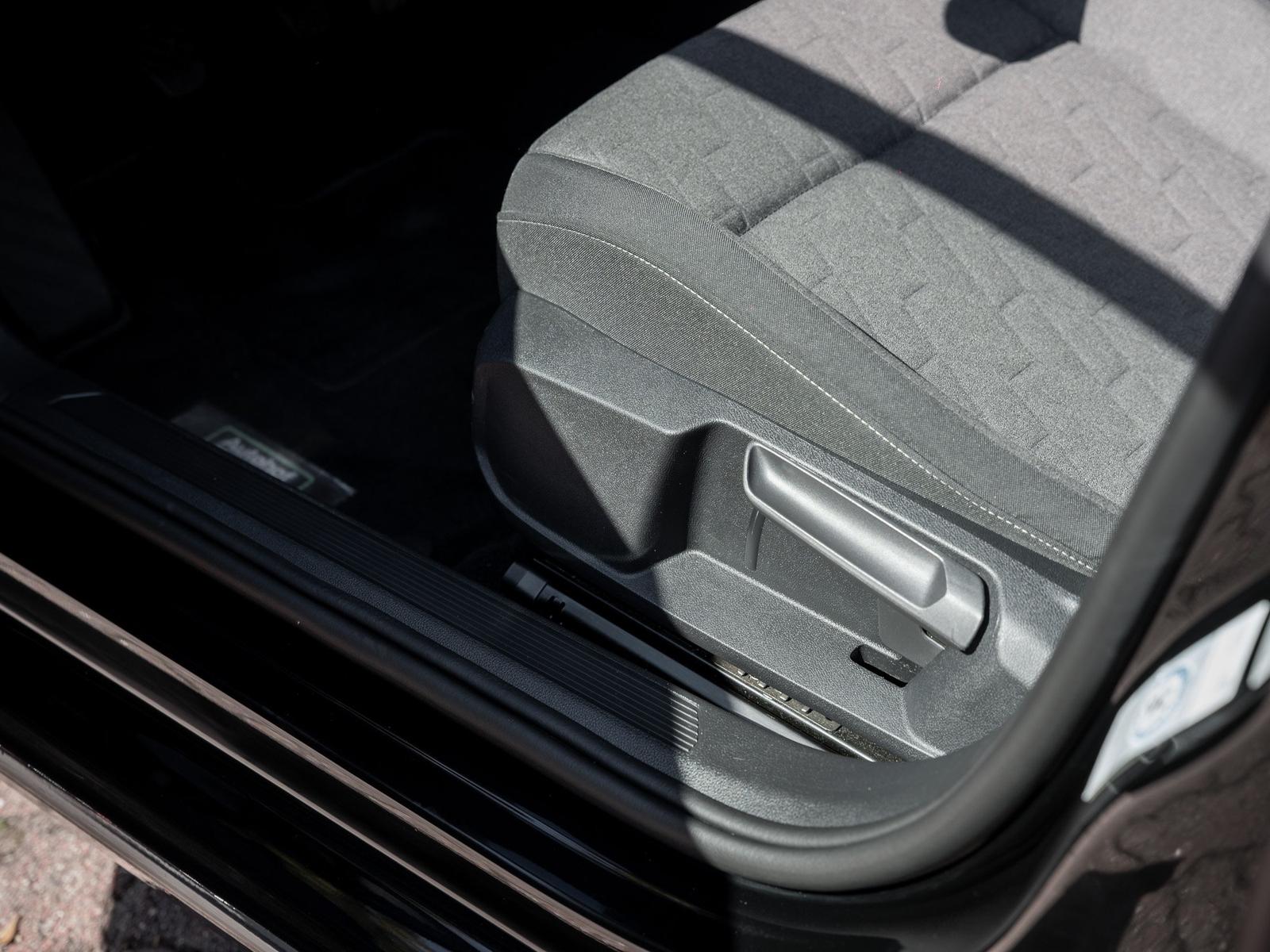 Volkswagen Golf Life 1.5 l TSI OPF 6-Gang Kam., миниатюра 26