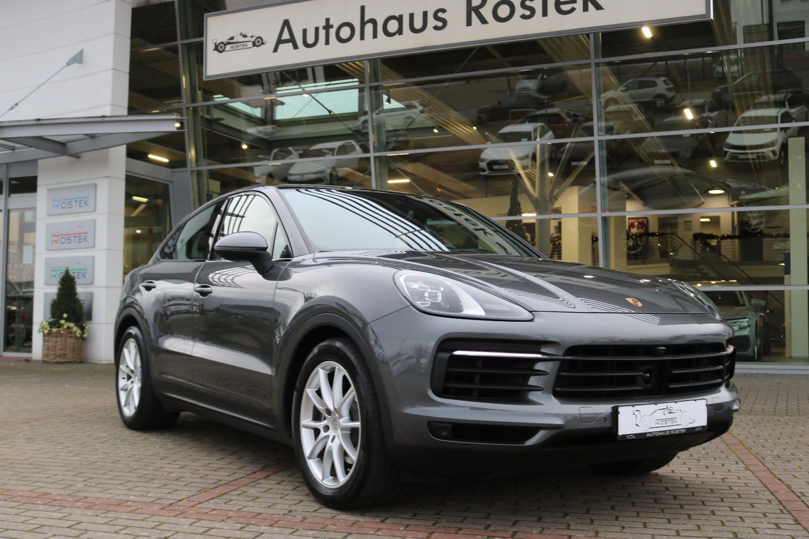 PORSCHE Cayenne Coupe Tiptronic S /PASM/PDLS/AHK/Pano