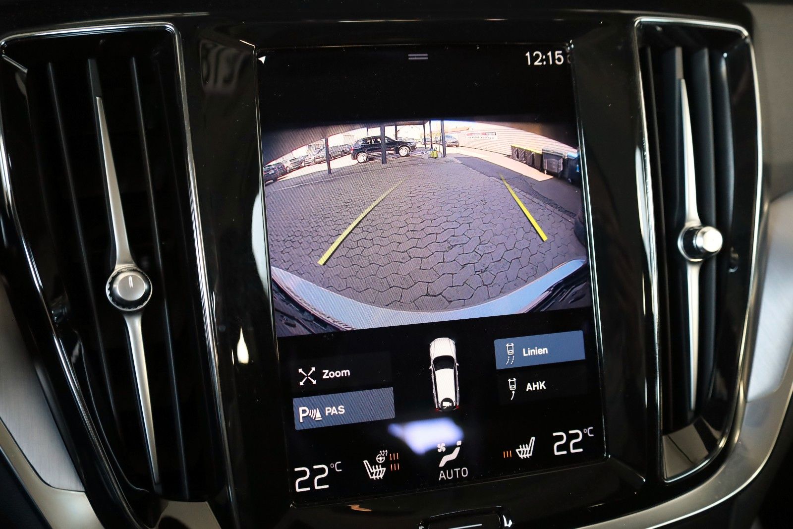 Fahrzeugabbildung Volvo V60 T6 AWD Inscription Expr. Leder,Navi,LED,SH